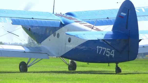 Antonov An-2 turboprop biplane taking off — Stock Video