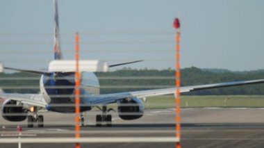 Düsseldorf havaalanındaki pist