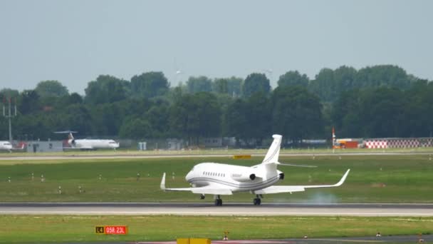 Dassault Falcon 2000EX Частный владелец — стоковое видео