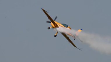 Spor akrobatik uçuşu