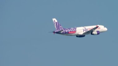 Hong Kong Ekspresi uçuyor