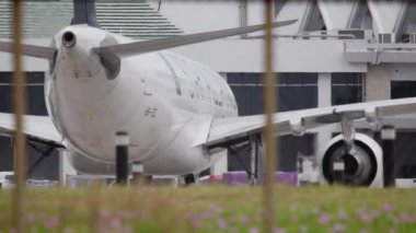 Havaalanında Tayland uçağı.