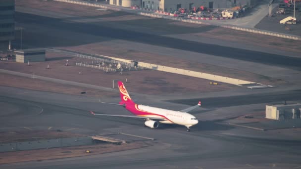 Hong Kong Airlines sull'aeroporto — Video Stock
