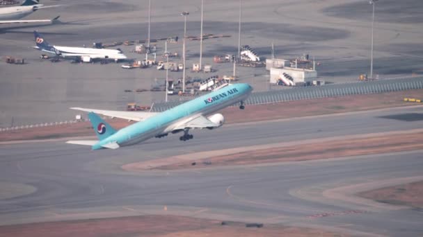 Korean Air Boeing 777 subir — Vídeo de Stock