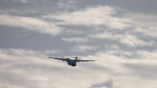 Avião descolando silhueta — Vídeo de Stock