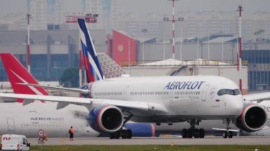 Aeroflot 'tan Yolcu Airbus A350