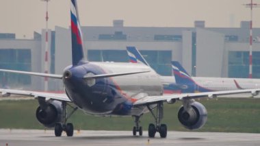 Aeroflot uçak dikiz görüntüsü