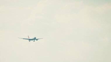 Airbus A330 Nordwind uzak çekim