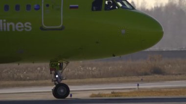 Yakın çekim, uçak S7 Airlines