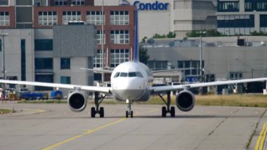 Airbus 320 Lufthansa yakın plan