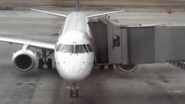 Teleskopik Köprü 'den uçağa