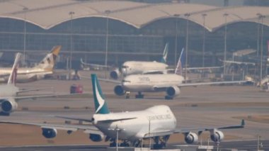 Cathay Pasifik Kargosu kalkıyor.