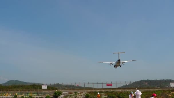 Bangkok Airways atterrissage, vue arrière — Video