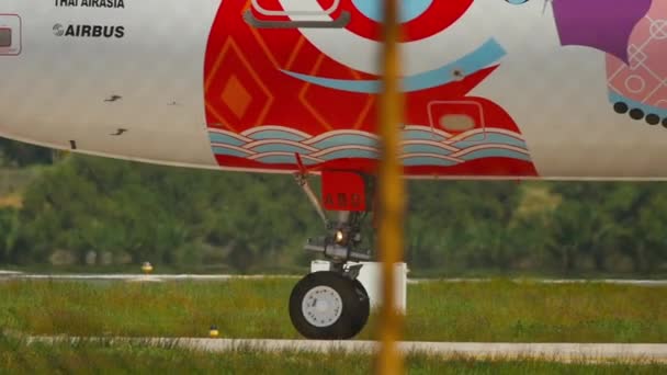 Close-up, landingsgestel voor vliegtuigen — Stockvideo