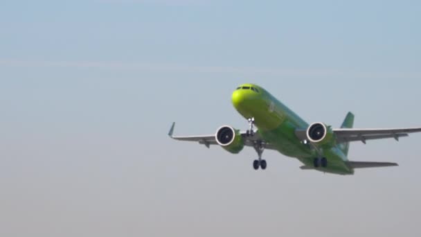 Odlet Airlane S7 Airlines — Stock video