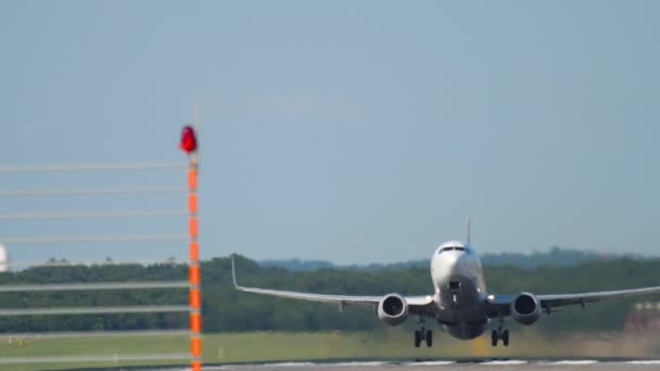 Αναχώρηση Boeing 737 Pegasus — Αρχείο Βίντεο