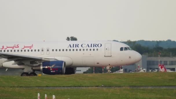 Airbus A320 της Air Cairo βόλτες — Αρχείο Βίντεο