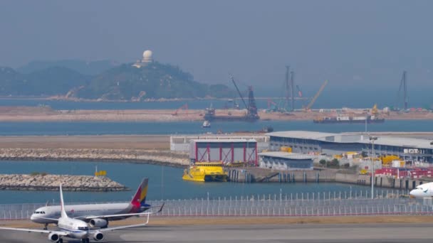 Aircraft Hong Kong Airport — Video Stock