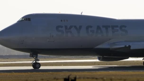 Boeing 747 Sky Gates kołowania — Wideo stockowe