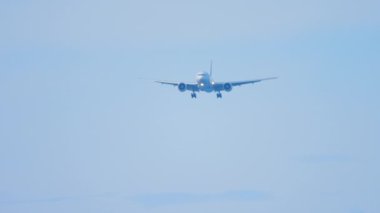 Airplane descending for landing