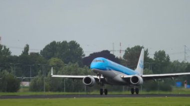 KLM aircraft touches the runway