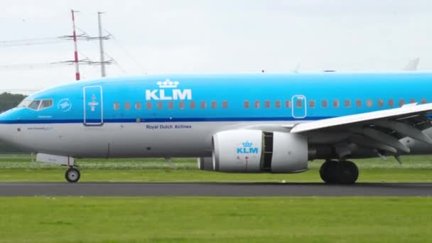 Boeing 737 of KLM departure — Stockvideo