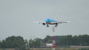 Footage KLM aircraft landing