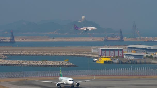 Aéroport international de Hong Kong — Video