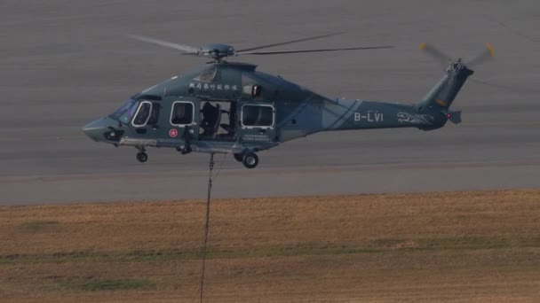 香港のエアバスヘリコプター — ストック動画