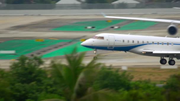 Airplane of Bajaj arrival — Stok video