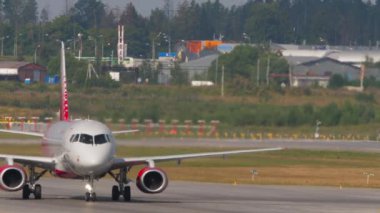 Airplane of Rossiya taxiing