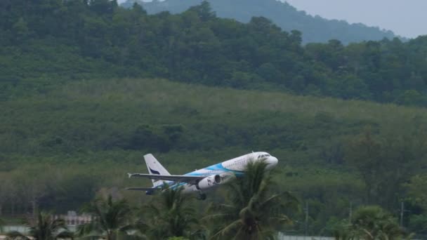Самолёт Bangkok Airways — стоковое видео