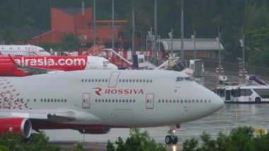 Jumbo jet Rossiya taksicilik