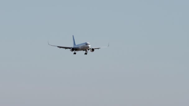 Landning av Boeing 757 Cainiao — Stockvideo