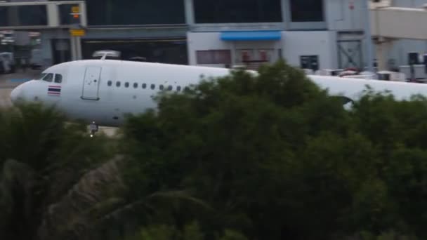 Phuket Thailand November 2019 Airbus A320 Thaivietjetair Landing Phuket International — Video