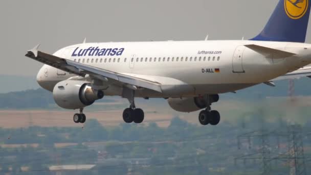 Frankfurt Main Germany Липня 2017 Airbus A319 114 Aill Люфтганза — стокове відео