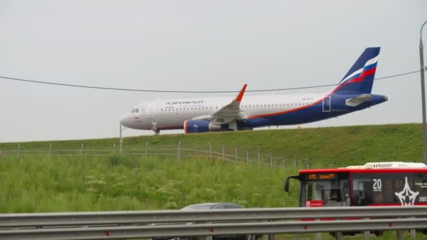 Moscow Rusia Federasi July 2021 Pemandangan Samping Dari Wahana Airbus — Stok Video