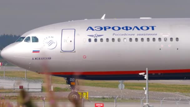 Moscow Russian Federation July 2021 Cinematic Shot Airbus A330 Aeroflot — Stockvideo