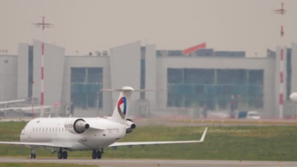 Moscow Russian Federation July 2021 Rear View Bombardier Crj Severstal — Stockvideo