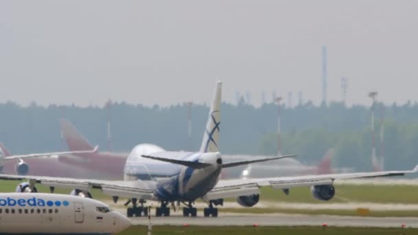 Moscow Russian Federation July 2021 Boeing 747 Airbridgecargo Злітає Аеропорту — стокове відео