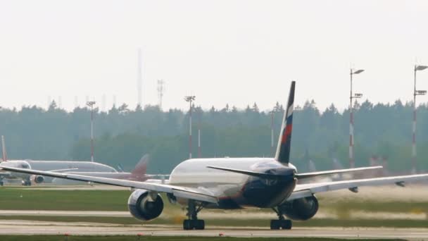 Moscow Russian Federation กรกฎาคม 2021 โบอ 777 ของสายการบ Aeroflot บความเร — วีดีโอสต็อก