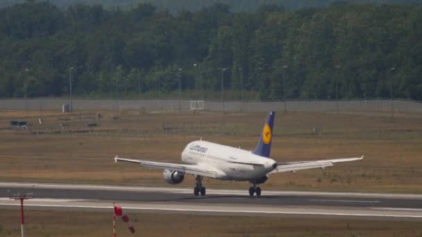 Frankfurt Main Germany July 2017 Airbus A319 Lufthansa Descent Landing — 图库视频影像