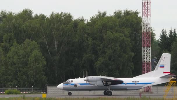 Novosibirsk Russian Federation July 2022 Transport Aircraft Antonov 26280 Taxiing — Video