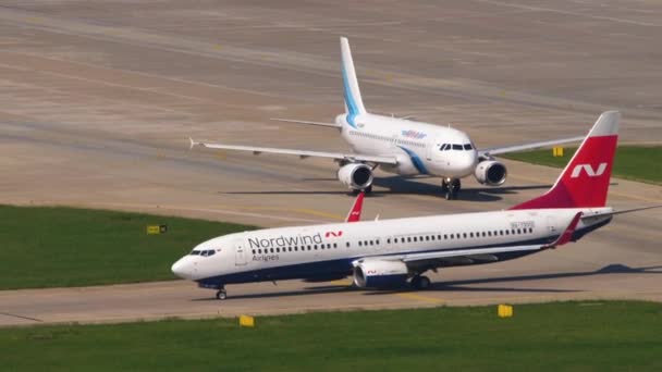 Sochi Russia July 2022 Boeing 737 8As 73312 Nordwind Airlines — Stock videók