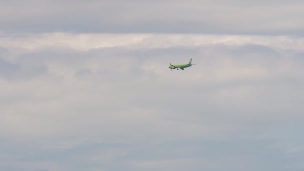 Novosibirsk Russian Federation June 2021 Airbus A320 Airlines Approach Landing — Vídeos de Stock