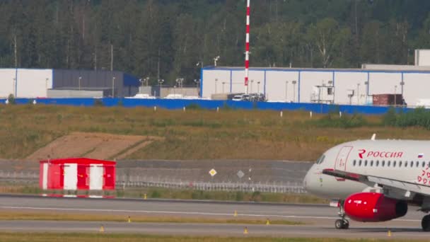Moscow Russian Federation July 2021 Airplane Rossiya Taxiing Landing Sheremetyevo — Video Stock