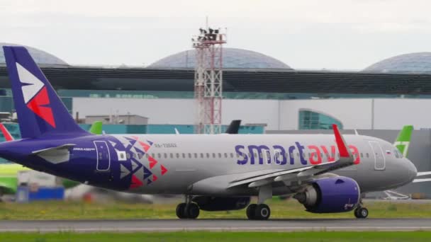 Novosibirsk Russian Federation July 2022 Airbus A320 251N 73662 Smartavia — Stockvideo