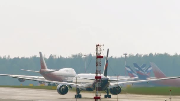 Moscow Russian Federation July 2021 Boeing 777 Aeroflot Airlines Acceleration — Vídeo de stock