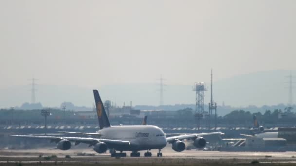 Frankfurt Main Germany July 2017 Widebody Passenger Aircraft Airbus A380 — Wideo stockowe