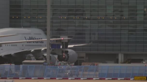 Frankfurt Main Germany July 2017 Boeing 747 Korean Air Taxiing — Stockvideo
